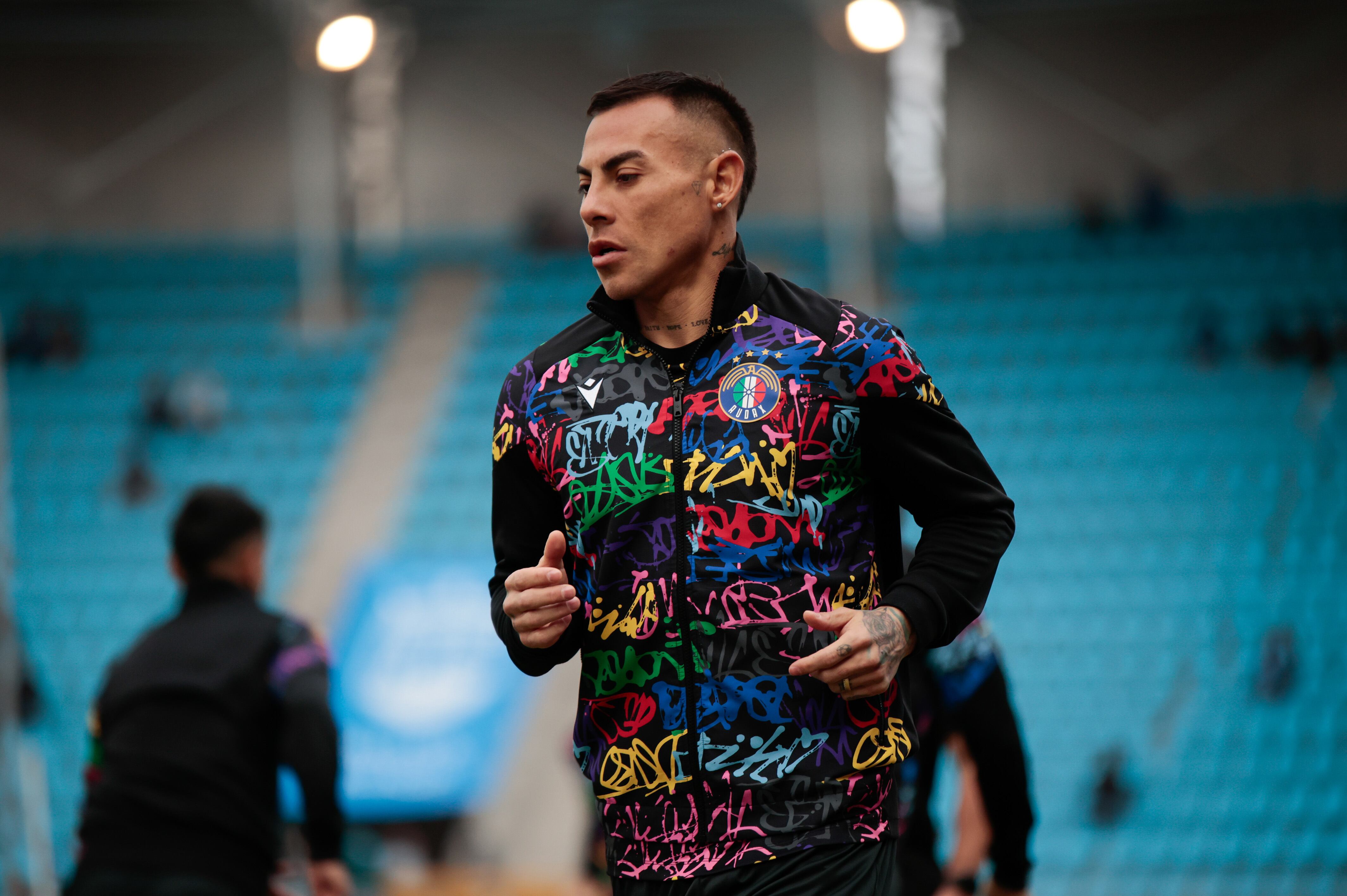 Eduardo Vargas volvió al fútbol chileno, con la camiseta del Audax
