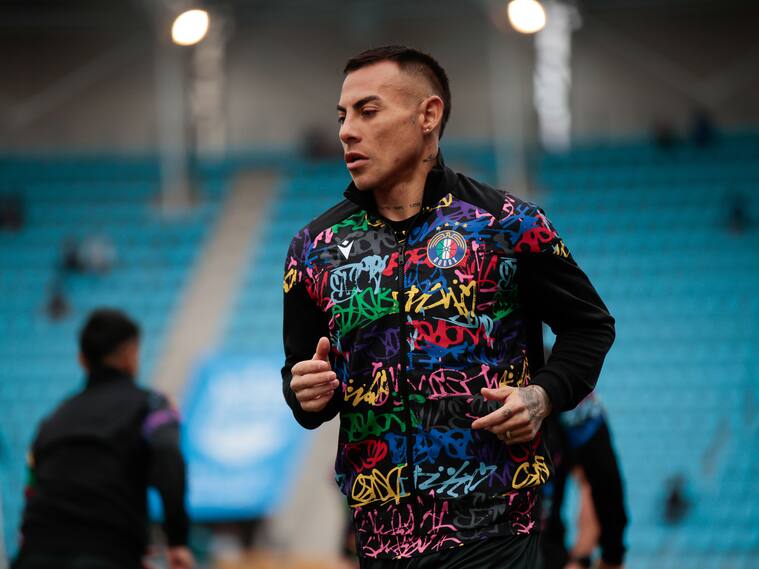 Eduardo Vargas volvió al fútbol chileno, con la camiseta del Audax
