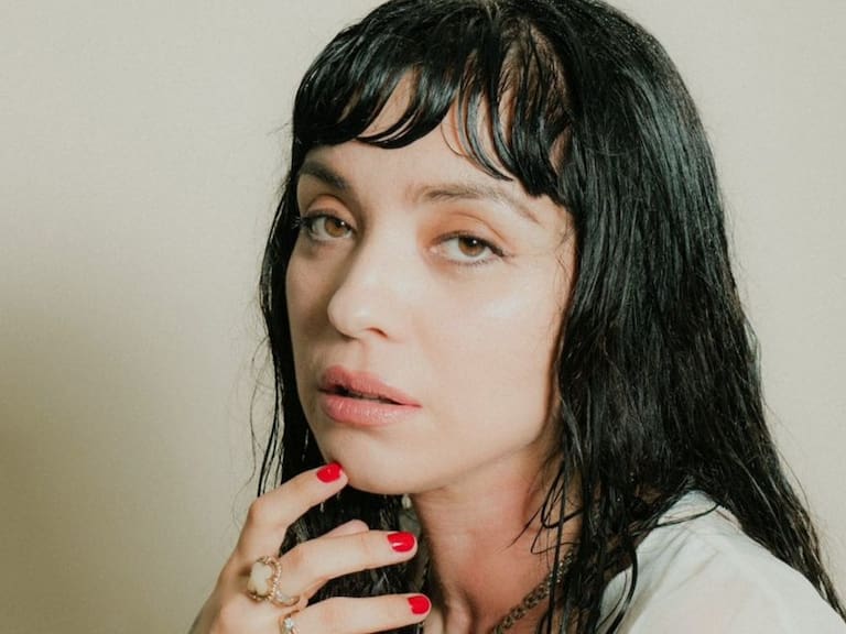¿Vendrá a Chile? Mon Laferte anuncia gira mundial para este 2022