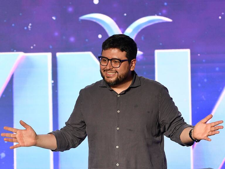 Quién es Luis Slimming, el reputado guionista que debuta en el Festival de Viña 2024 (y por qué es confundido con Brunito de “Los 80″)