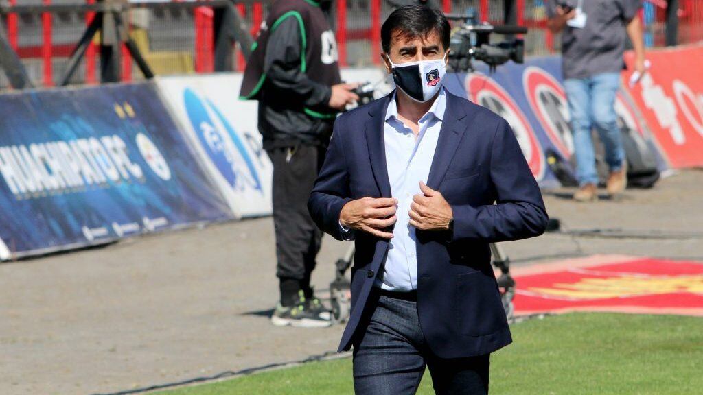 05 DE DICIEMBRE DE 2020/TALCAHUANOEl director tecnico de Colo Colo, Gustavo Quinteros, durante el partido valido por el Campeonato Nacional AFP PlanVital 2020, entre Huachipato y Colo Colo, disputado en el Estadio CAP.
FOTO: DANIEL PINO/AGENCIAUNO