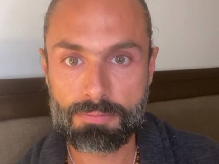 ¿Y la evidencia? Rodolfo Neira lanzó burlón mensaje sobre el Covid: «Creerás que estás viviendo en medio de una mortal pandemia»