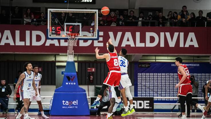 Chile consigue histórica victoria ante Venezuela en las clasificatorias a la Americup 2025 de Básquetbol