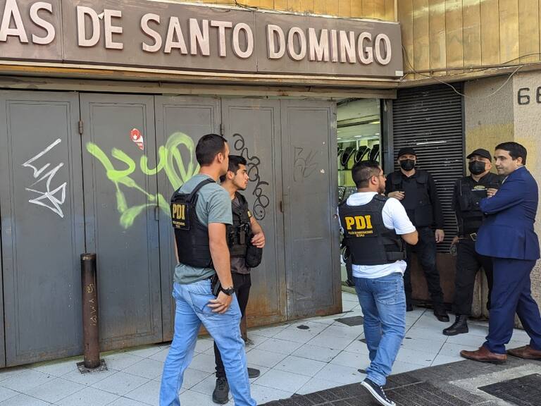 Caso Relojes: PDI allana restaurante «Donde Augusto» y joyería de Estrella Dinamarca