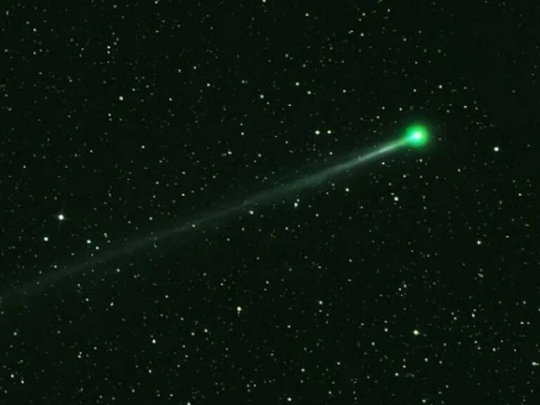 «¿Pa dónde hay que mirar?» y «con tortícolis»: El épico troleo por el cometa verde