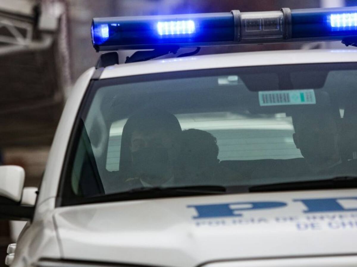Adultos mayores son víctimas de millonario asalto en su casa en Las Condes: ladrones dijeron estar dateados