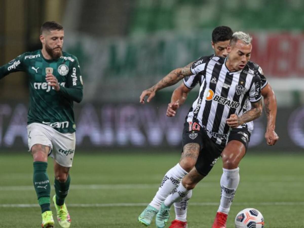 Eduardo Vargas no pudo evitar el empate entre Palmeiras y Atlético Mineiro por las semifinales de la Copa Libertadores
