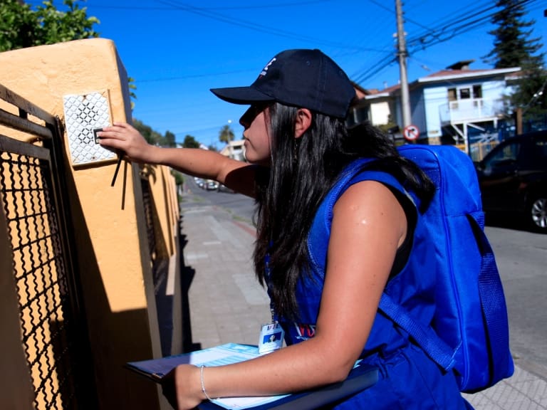 INE busca reclutar a 23 mil personas para realizar el Censo 2024: el sueldo sería de $750 mil