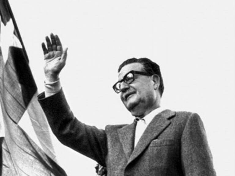 Nieto de Salvador Allende exige arresto de Henry Kissinger por el Golpe de Estado en Chile