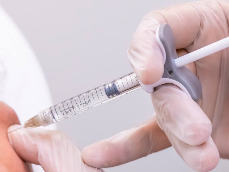 FDA aprueba «Zepbound»: uno de los medicamentos más efectivos para bajar de peso para pacientes con obesidad