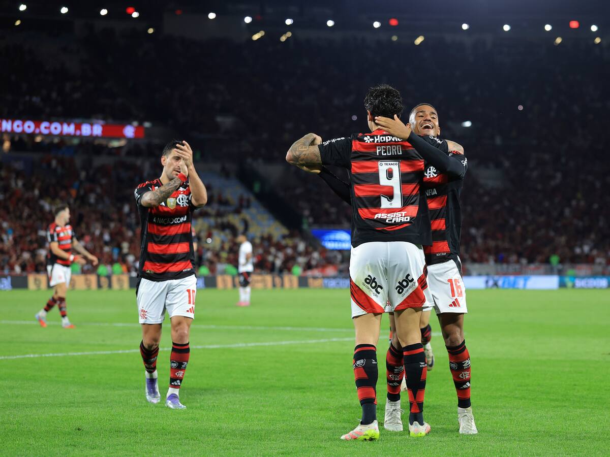 Club que quiso a Matías Sepúlveda sufrió una humillante goleada a manos de un Flamengo que mete miedo en América