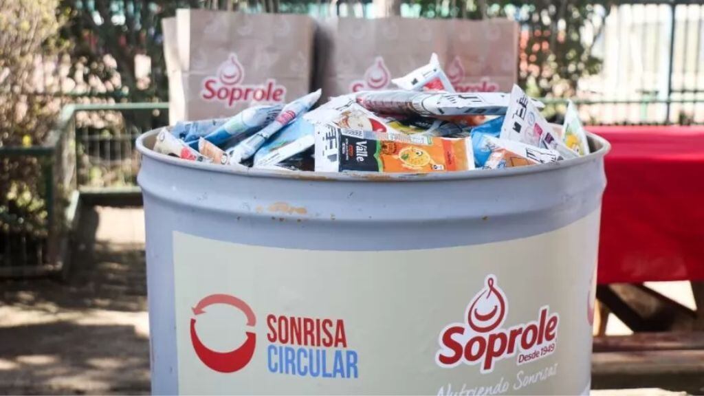 desafío sonrisa circular soprole - campaña de reciclaje