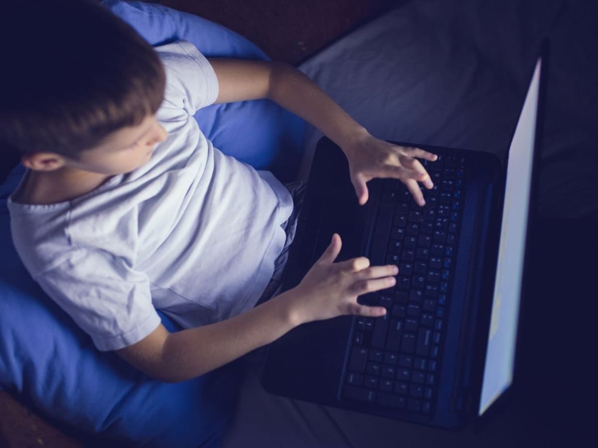 Principales redes sociales bloquean 4,7 millones de cuentas de menores de edad en Australia