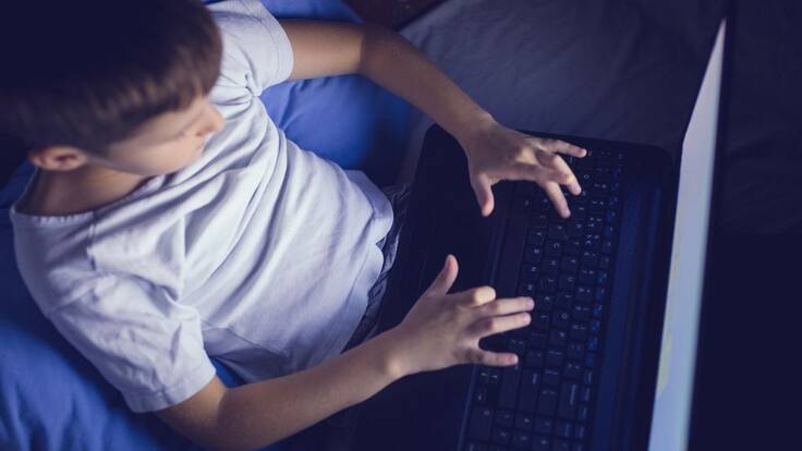 Principales redes sociales bloquean 4,7 millones de cuentas de menores de edad en Australia