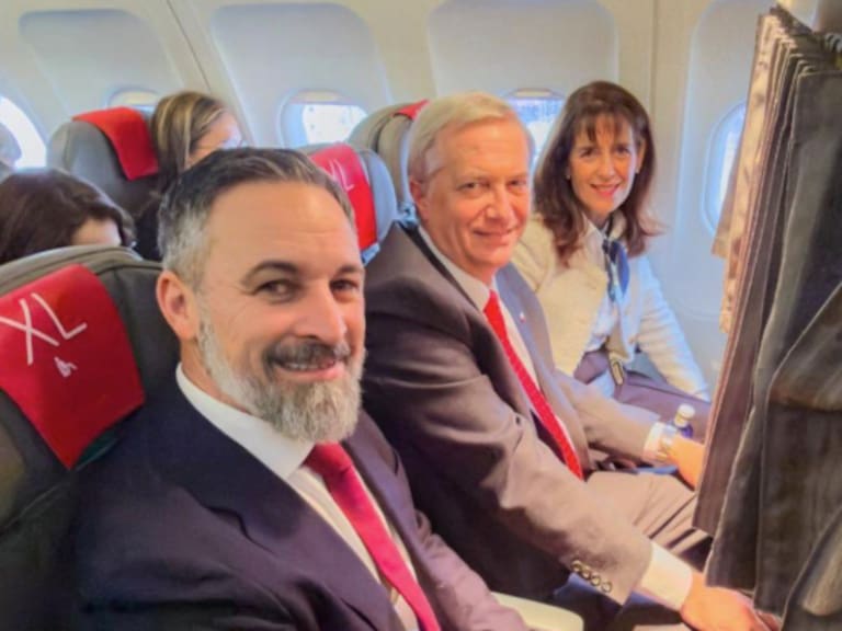 Santiago Abascal, José A. Kast y María Pía Adriasola.