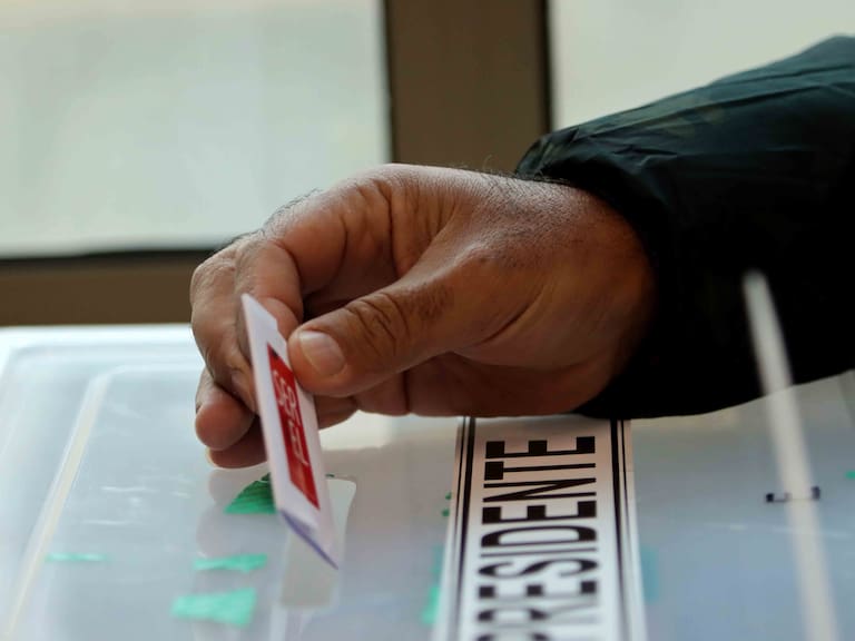 Precandidatos de Unidad Constituyente inscriben sus candidaturas para la consulta ciudadana