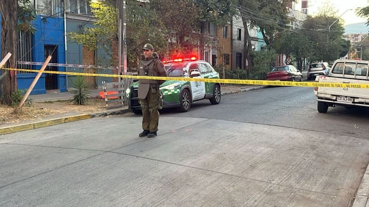 Habría estado en situación calle: qué se sabe del asesinato de una mujer en plena vía pública de Santiago