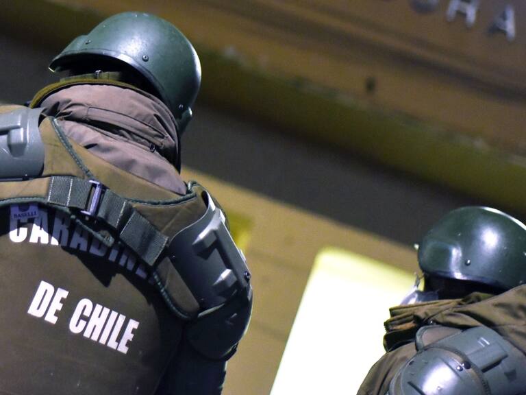 Grupo de cerca de 60 personas atacan a balazos a personal de Carabineros en el Biobío