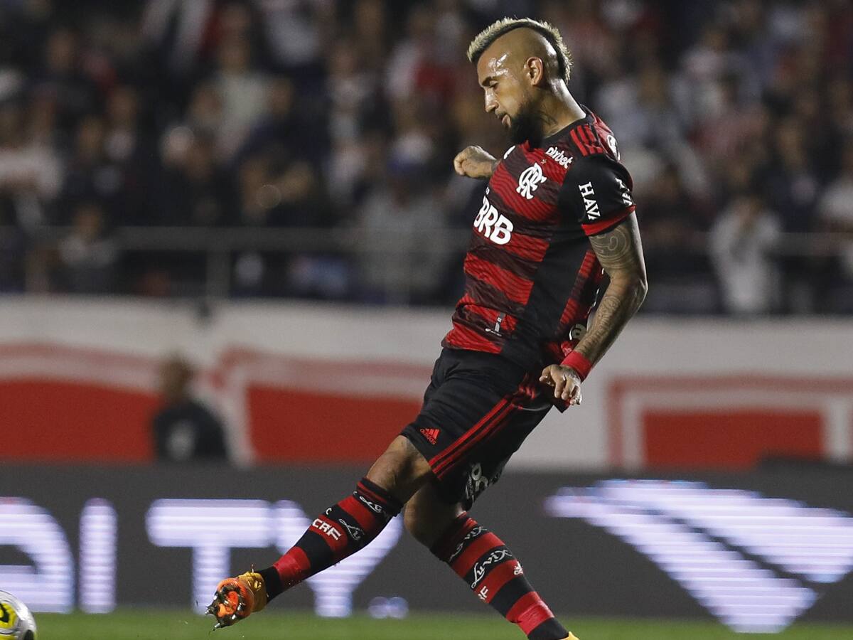 Arturo Vidal suma su tercera titularidad consecutiva en triunfo del Flamengo ante Sao Paulo por el Brasileirao