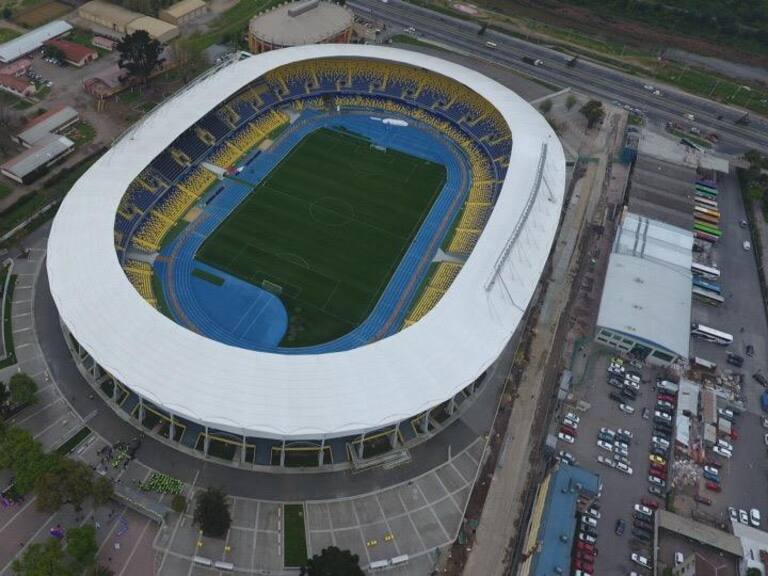 “No se ha descartado ningún estadio con césped natural para el Mundial Sub 20″