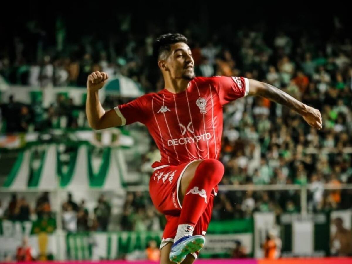 Williams Alarcón resalta su presente en Huracán y el fútbol argentino: “Esta es la mejor liga de Sudamérica”