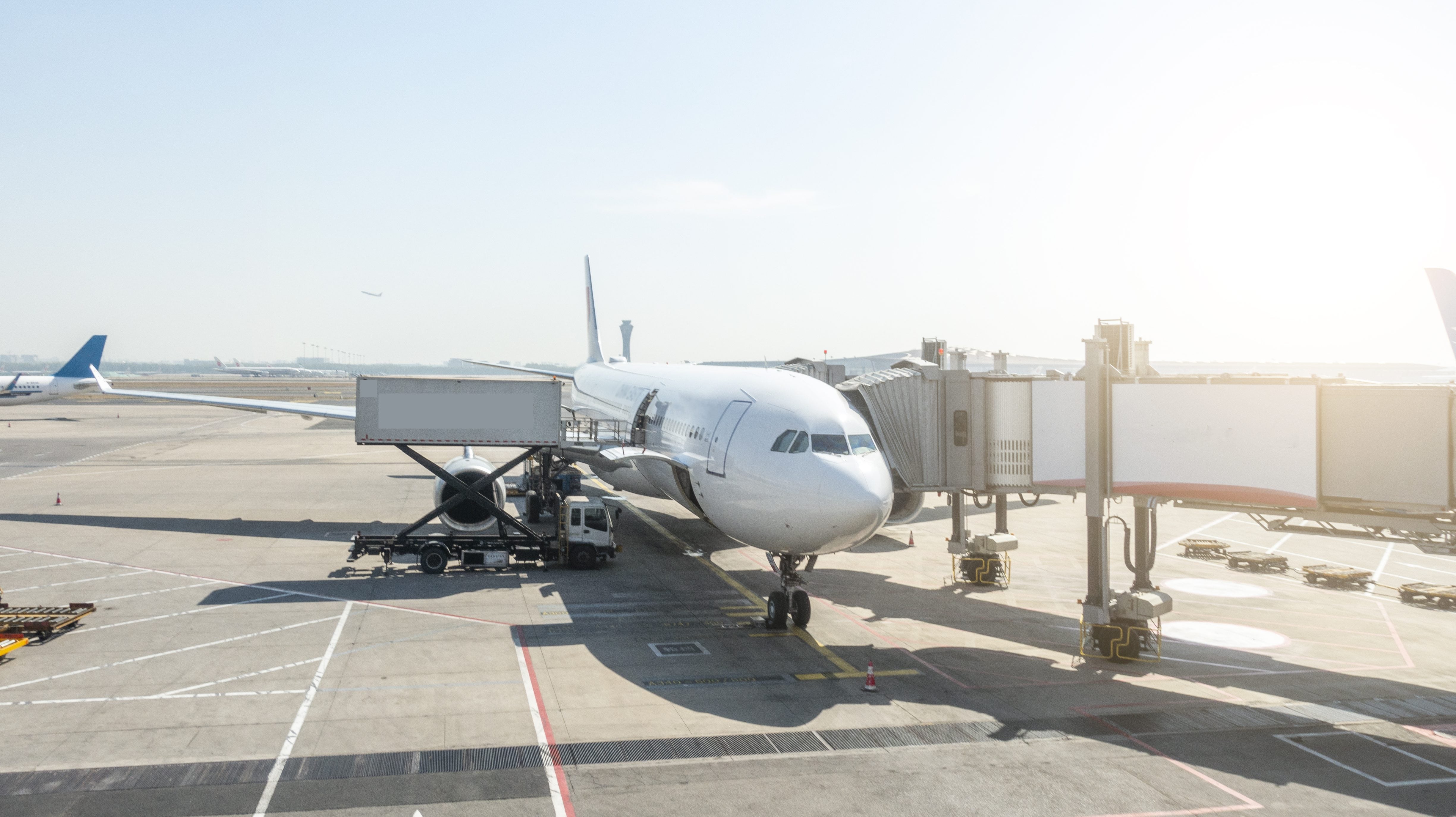 Aerolínea, suspensión