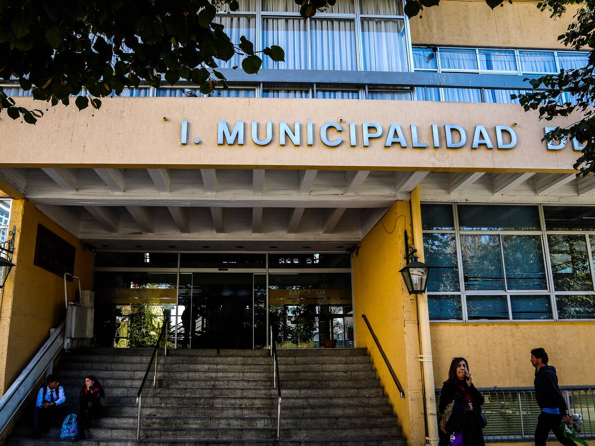 Las nuevas denuncias que complican al alcalde de Rancagua: acusan una diferencia presupuestaria de más de $400 millones