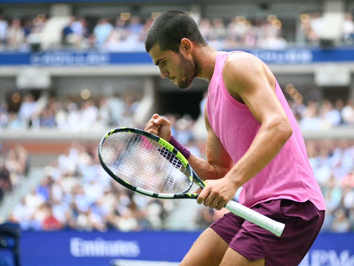 El fin de una era: Alcaraz vence con superioridad a Djokovic y se instala nuevamente en la final del US Open