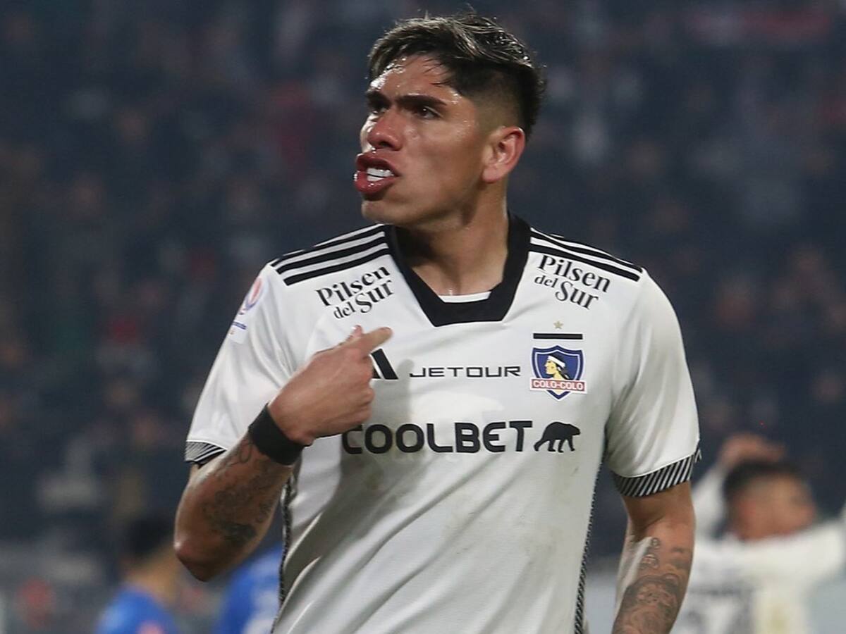 Boca Juniors va por Carlos Palacios: este es el millonario monto que pagará el club argentino por el jugador de Colo Colo