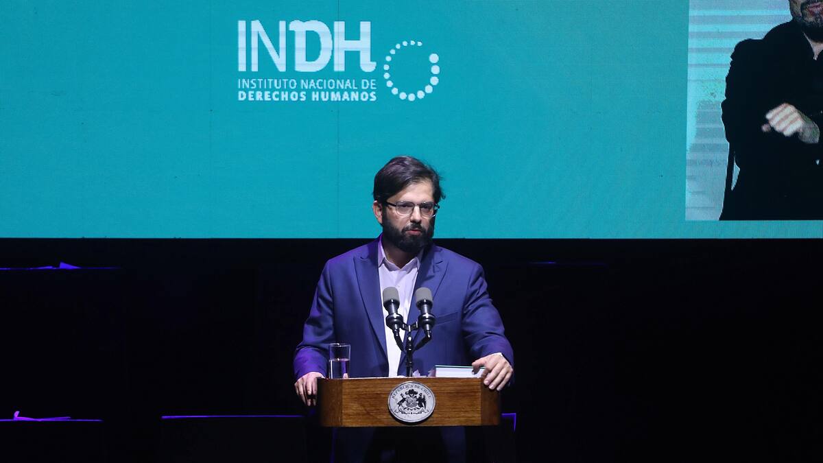 “No se trata de dar vuelta la página”: Presidente Boric defiende el Plan Nacional de Búsqueda, Verdad y Justicia tras críticas