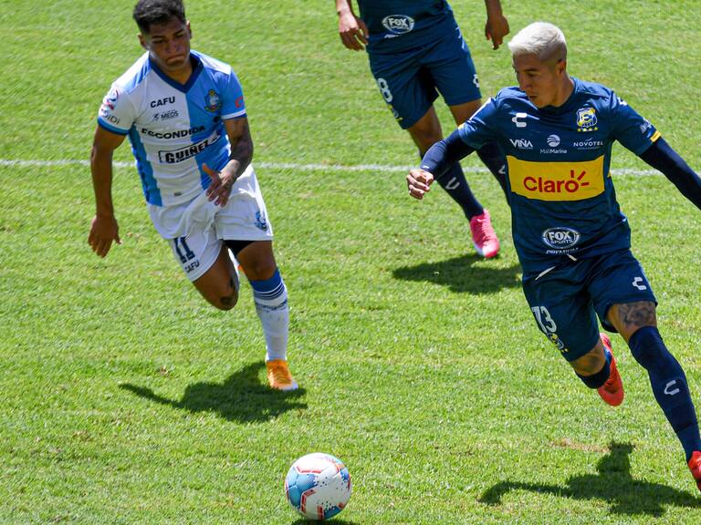 El «Coto» sigue armando su equipo: Palestino oficializó la incorporación de dos defensores