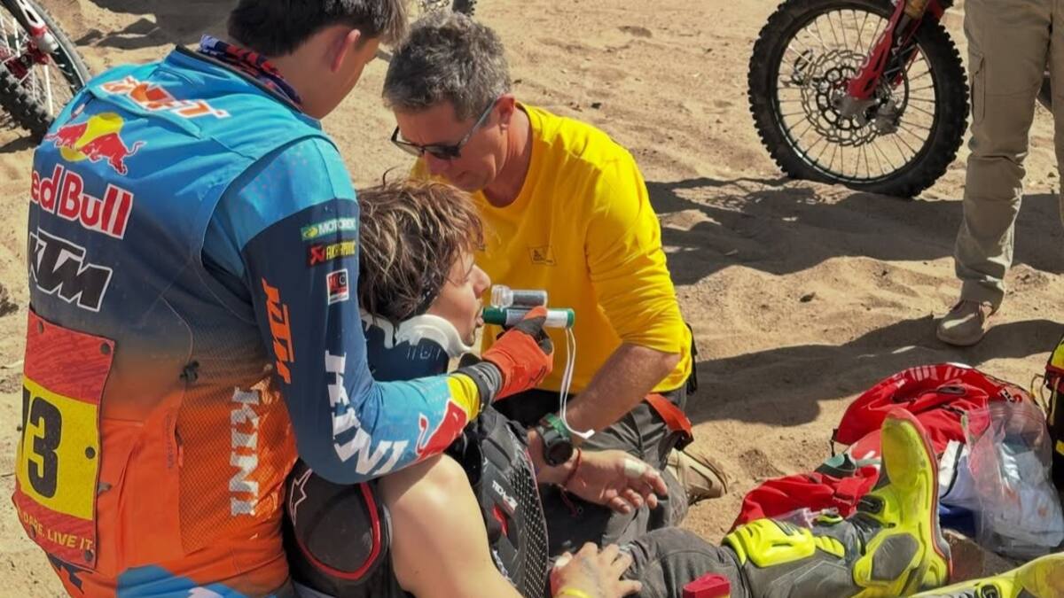 Era uno de los mejores chilenos en el Dakar 2026 y su sueño terminó de la peor forma: triste escena