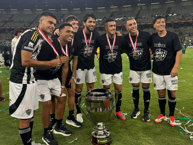 Iván Román ganó su primer título profesional tras victoria del Atlético Mineiro en su campeonato estadual | X: Atlético