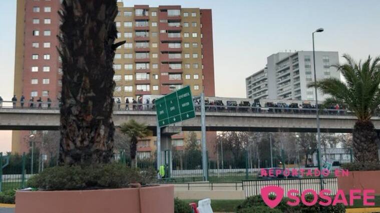 evacuación del metro de Santiago por las vías