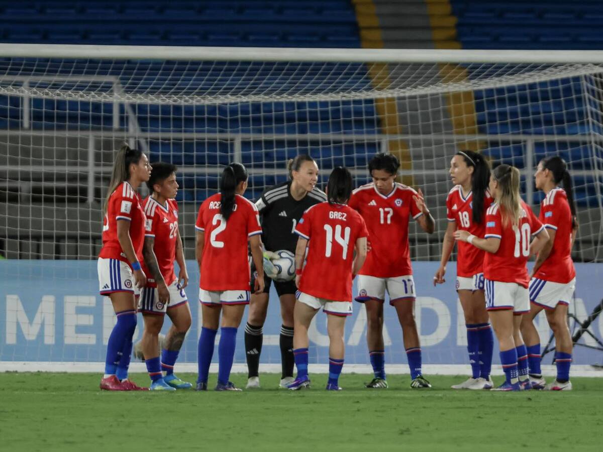 Selección chilena femenina sufre insólito problema en Montevideo antes de duelo clave contra Uruguay