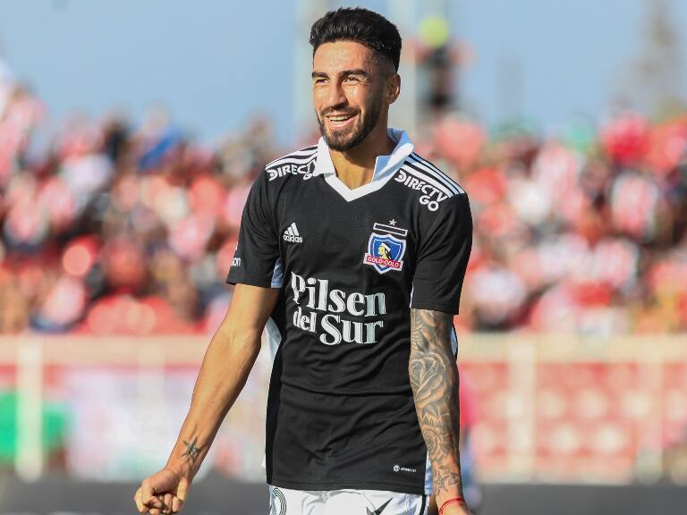 Juan Martín Lucero: "Es un orgullo como club que en la selección chilena se fijen en Gustavo Quinteros"