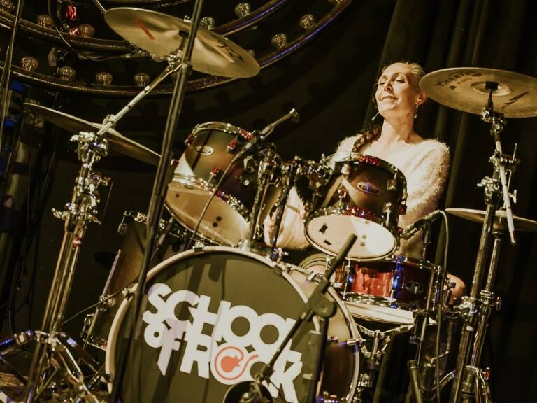 Para los futuros músicos del país: Fundación Los Jaivas abre postulaciones de su beca para artistas jóvenes