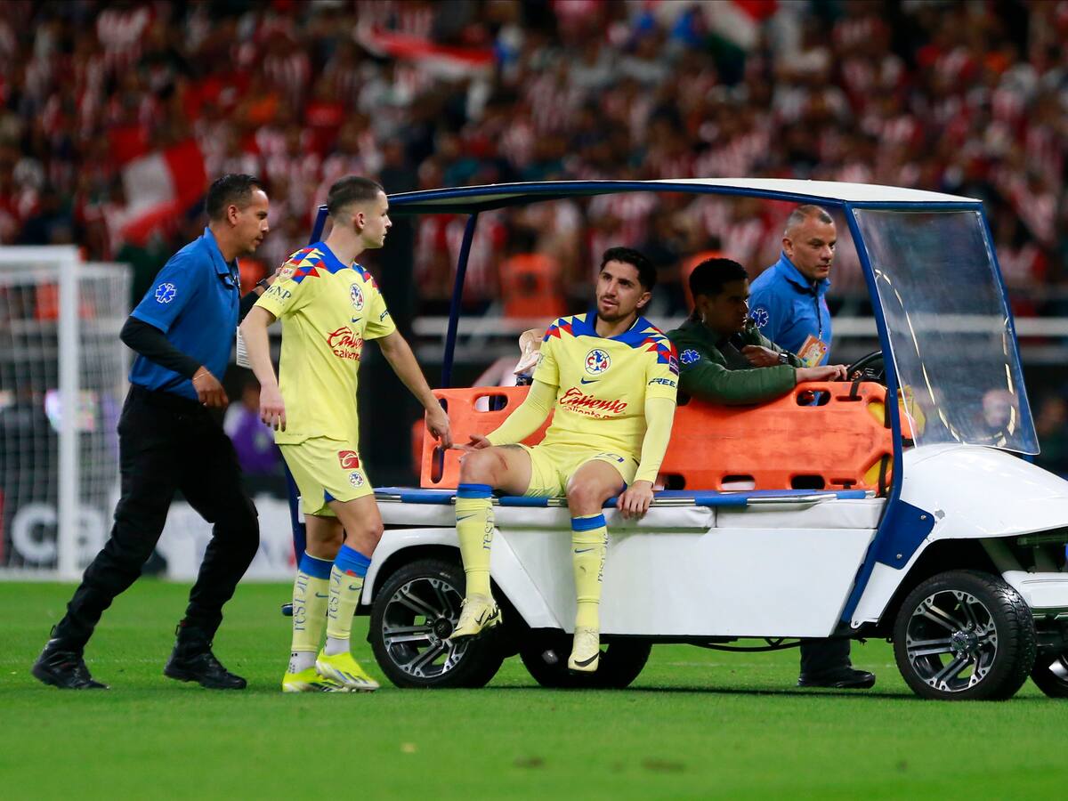 Alerta en La Roja: Diego Valdés salió lesionado en el clásico entre América y Chivas por la Liga MX