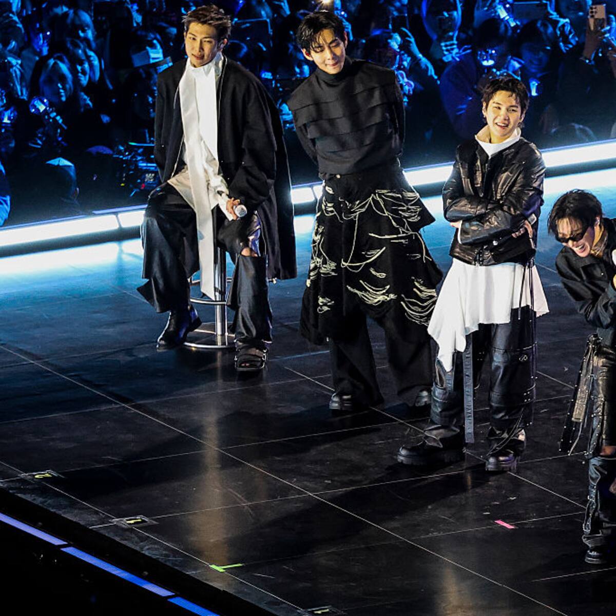 “Es realmente escandaloso”: diputados de la comisión de Cultura arremeten contra el Gobierno tras suspensión de conciertos de BTS