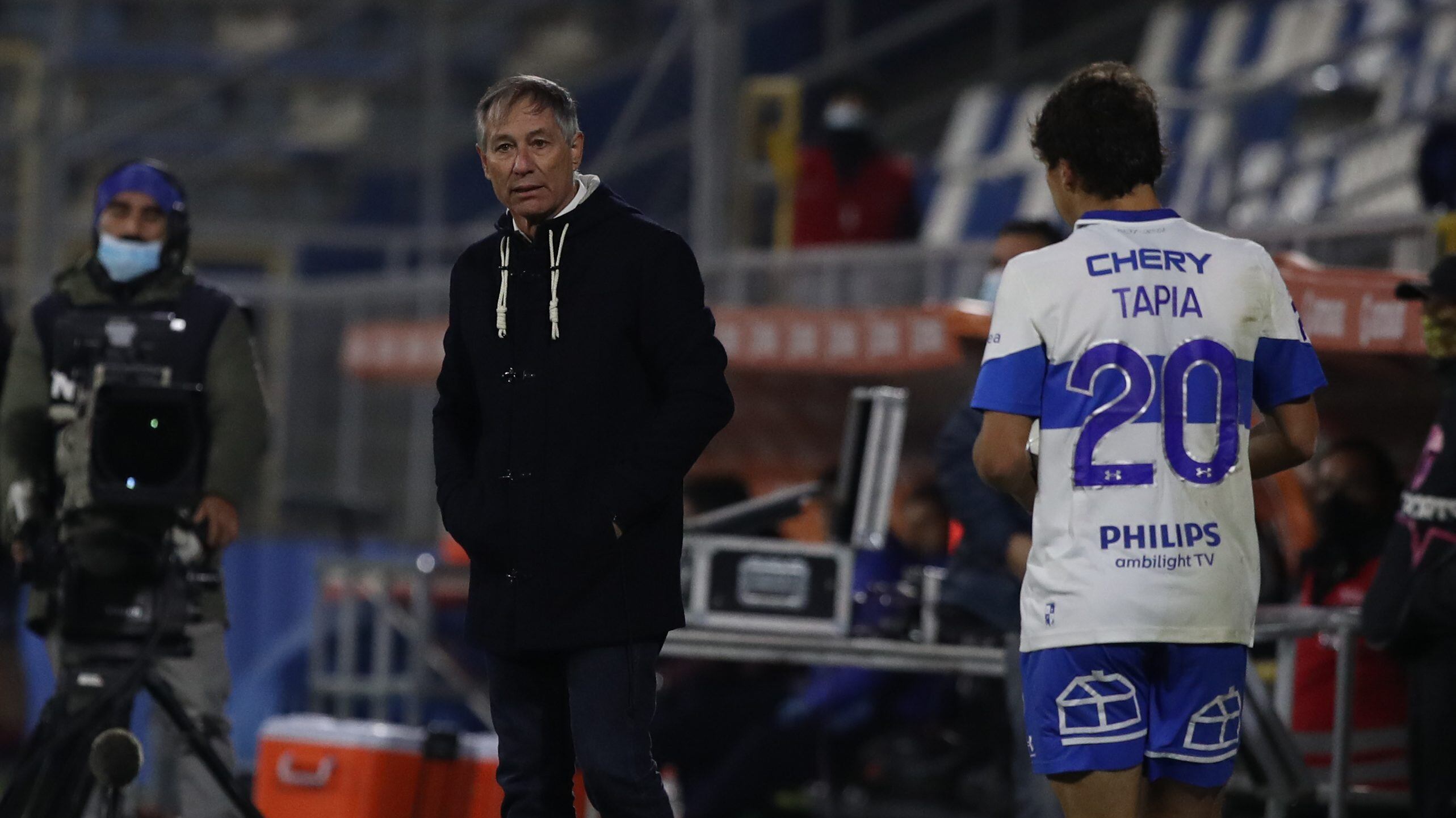 Ariel Holan y el primer semestre de la UC: "No es habitual"