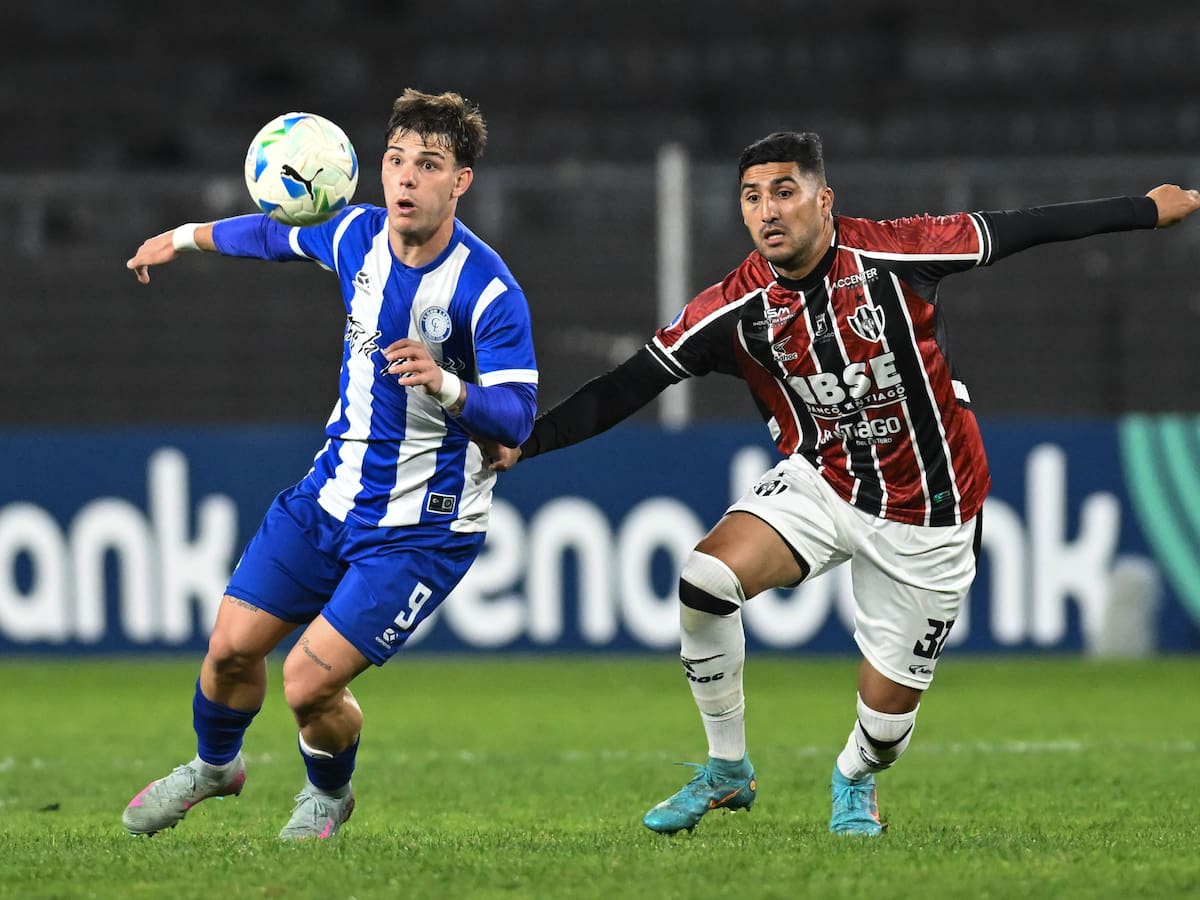 Central Córdoba golea a Cerro Largo y se instala en los octavos de final de la Copa Sudamericana