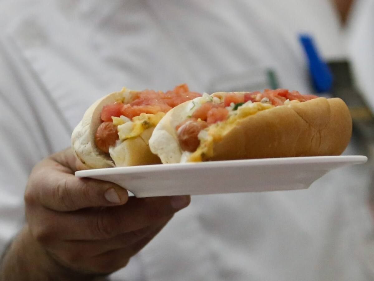 En el marco del Día de Completo: anuncian 2×1 en completos veggie para este martes 23 de mayo