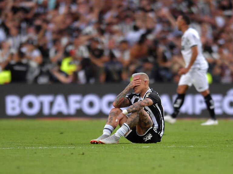 La amarga final de Eduardo Vargas en Copa Libertadores: marcó un gol, pero tuvo dos fallos increíbles | Getty Images