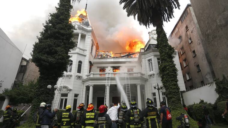 Incendio Universidad Pedro de Valdivia