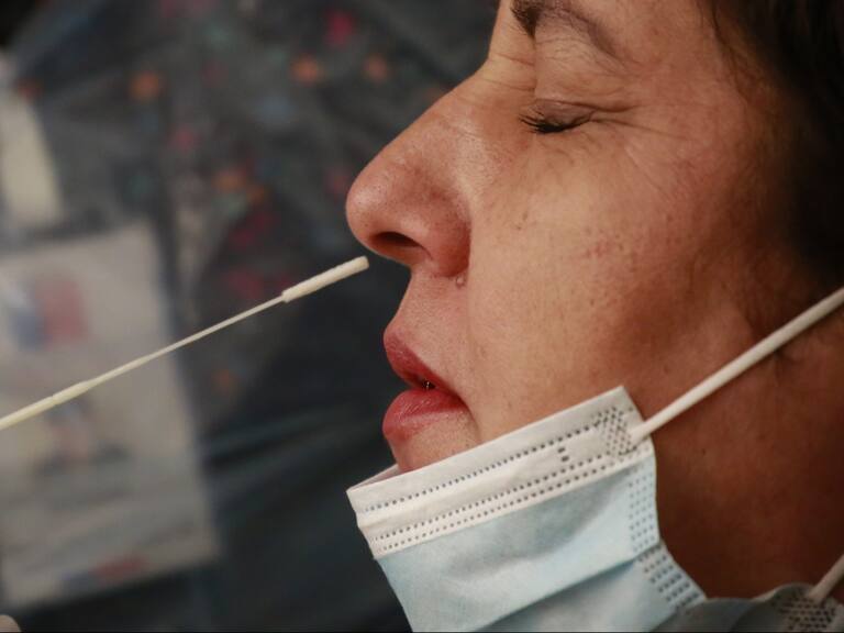 Covid-19: Aysén y Magallanes ahora lideran tasa de incidencia