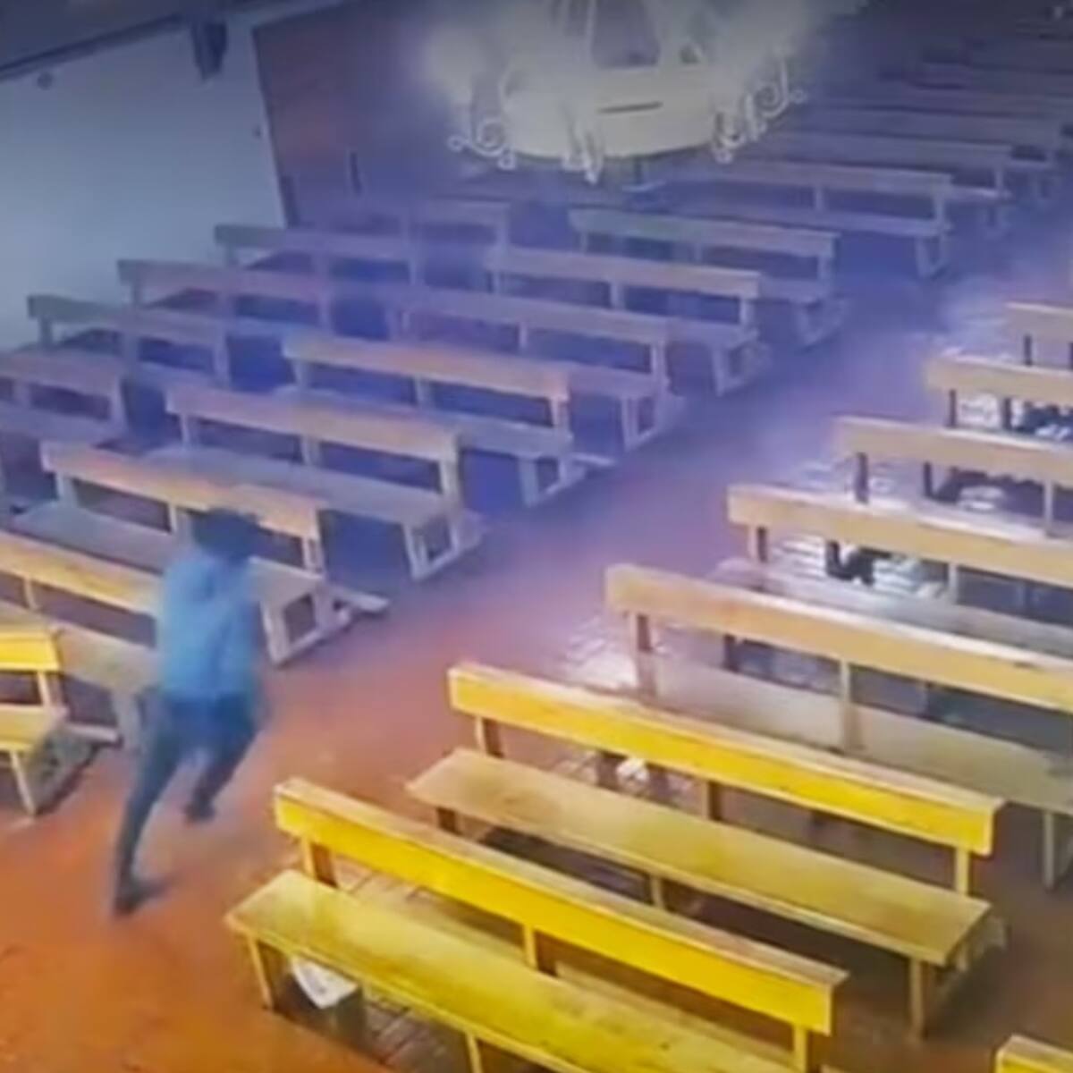 Cámara de seguridad muestra momentos de terror en una parroquia de Rancagua que dejó un herido a bala