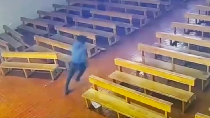 Cámara de seguridad muestra momentos de terror en una parroquia de Rancagua que dejó un herido a bala