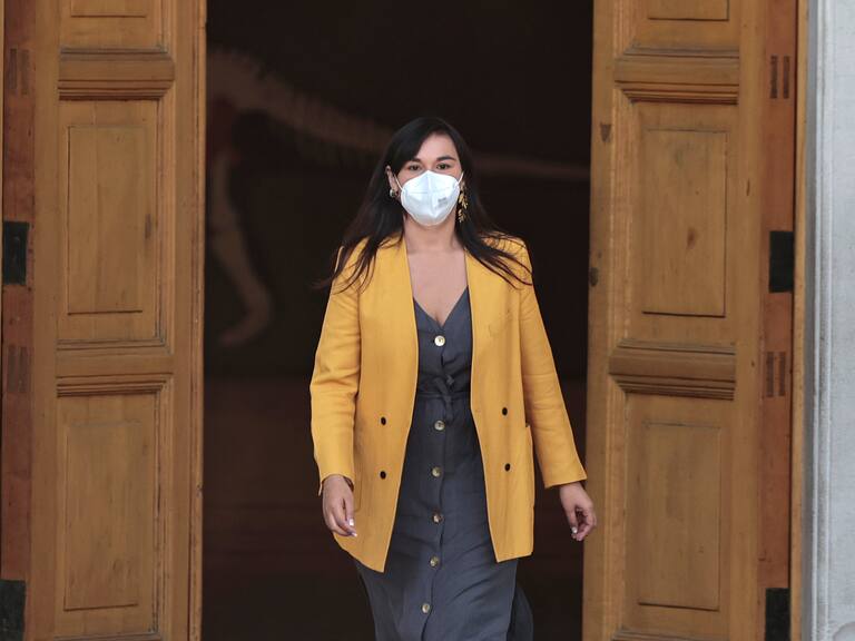 21 de Enero de 2022/SANTIAGO El Presidente Electo, Gabriel Boric, nombra a Izkia Siches como Ministra del Interior, en su gabinete de Gobierno.
FOTO: KARIN POZO /AGENCIAUNO