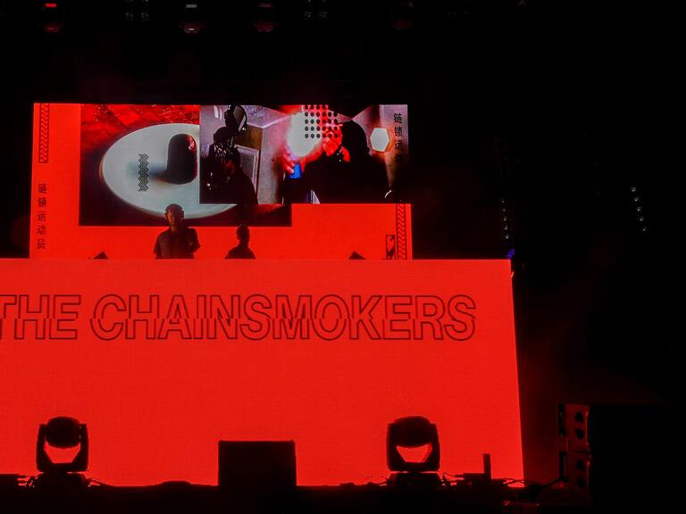 The Chainsmokers fueron multados por dar un concierto en julio sin distanciamiento social