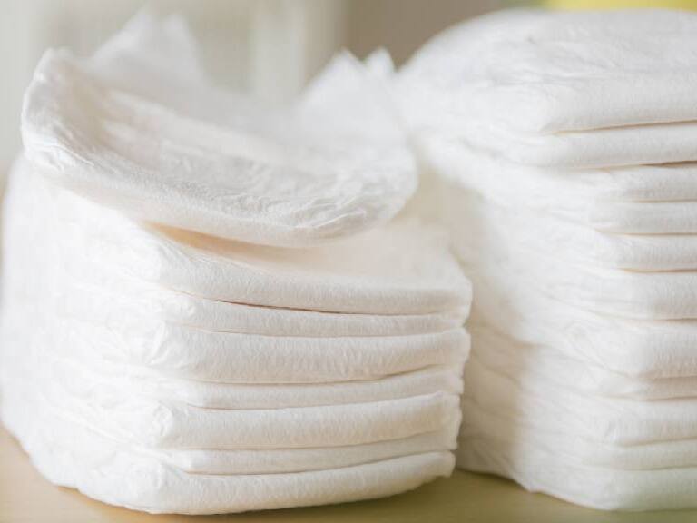 Pañales desechables usados podrían utilizarse para construir una casa